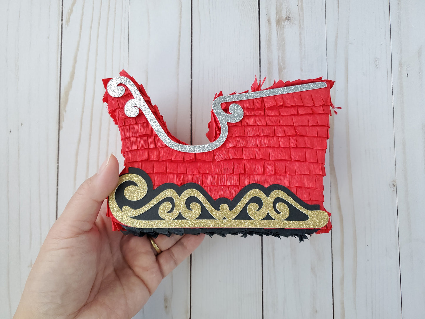 Santa's Sleigh Mini Piñata Part Favor