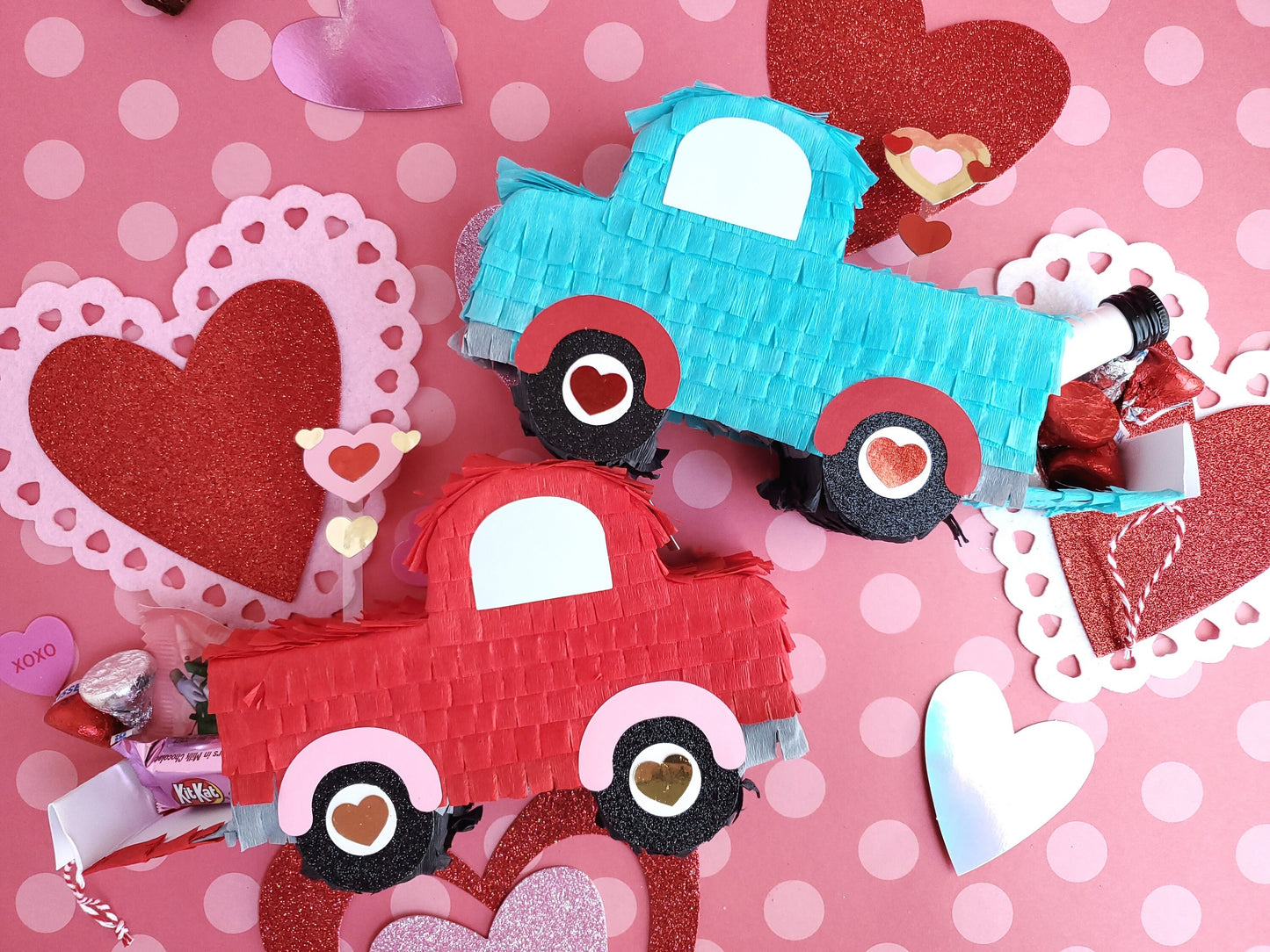 Valentine's day truck Loads of love truck Truck mini pinata Galentine's day gift box Valentine's day party favor Mini love truck (Ea)